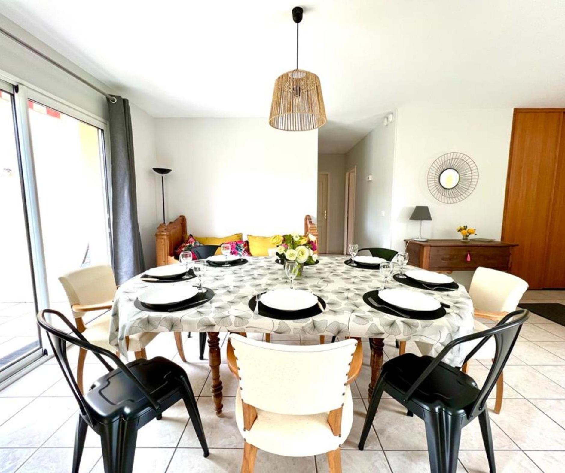 La Garde Familiale Et Spacieuse Couzeix Екстериор снимка